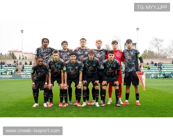 德甲青训营走出新星，U19球员欧冠亮相创纪录